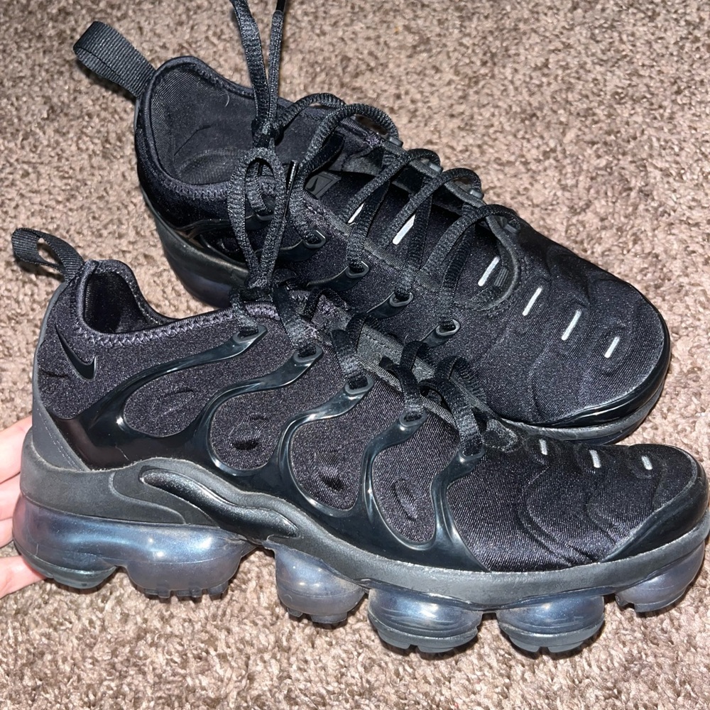 Nike Air VaporMax Plus women’s size 7